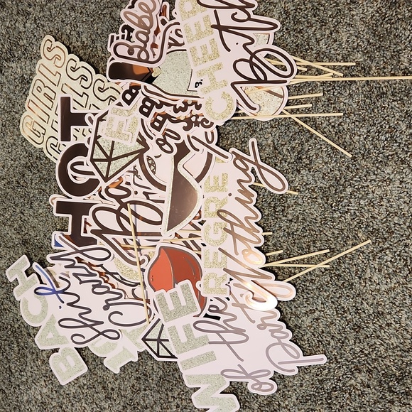 Flamingo Theme Bachelorette Party Supplies - Picture 3 of 13